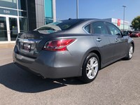 2014 Nissan Altima SL | Leather, Navigation, Sunroof