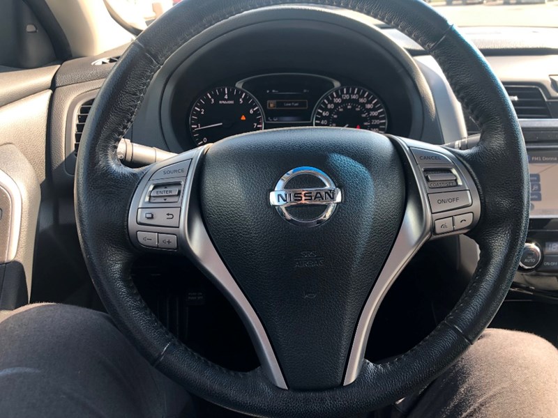 2014 Nissan Altima SL | Leather, Navigation, Sunroof