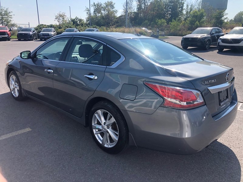 2014 Nissan Altima SL | Leather, Navigation, Sunroof