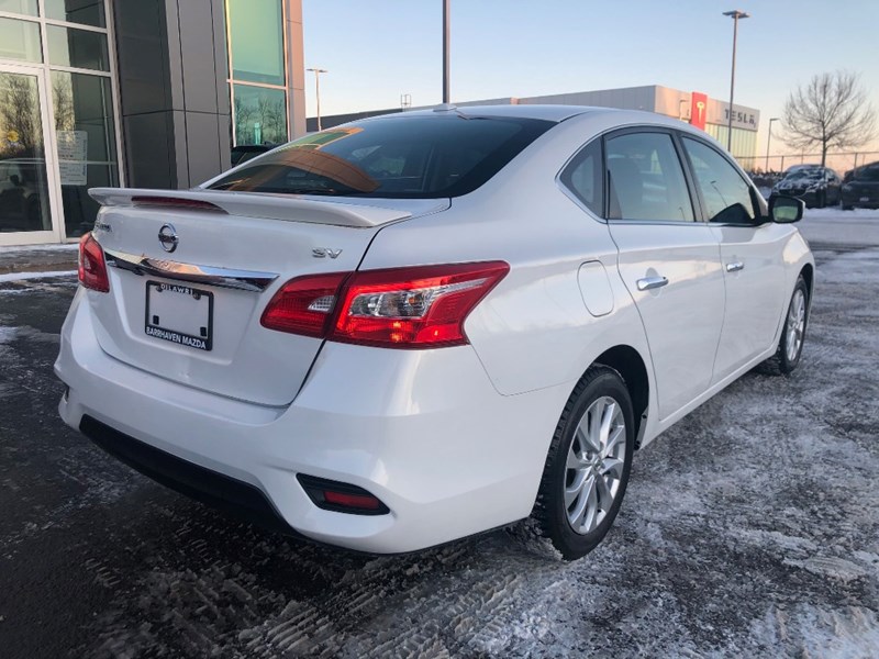 2018 Nissan Sentra SV | Loaded with Navigation