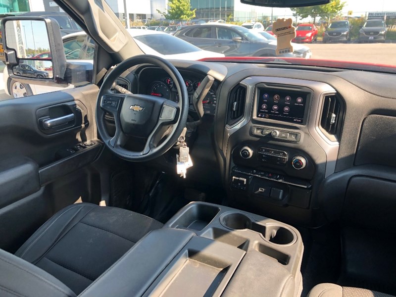 2020 Chevrolet Silverado 1500 4X4 Crew Cab | Z71 Package w/ Painted Cap