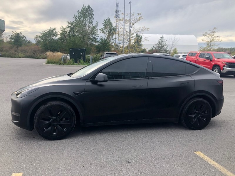 2023 Tesla Model Y RWD w/ Autopilot | Wrapped in Flat Grey Colour