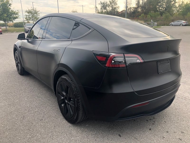 2023 Tesla Model Y RWD w/ Autopilot | Wrapped in Flat Grey Colour